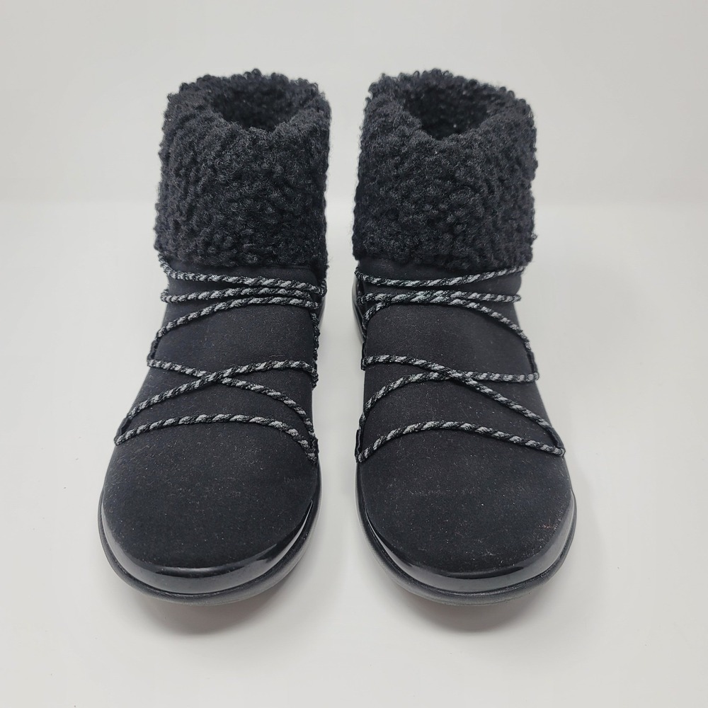 Bzees Ovation Black Sherpa Side Zip Ankle Boot Bootie Sz 8W Machine Washable - Picture 2 of 13